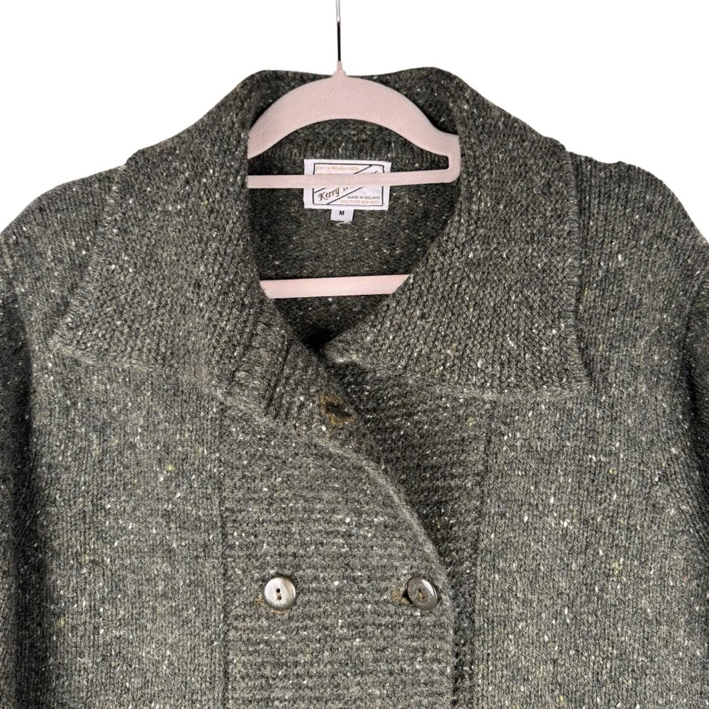 Kerry Traditions 100% Wool Cardigan Size M Green Womens Two Raws Button closure